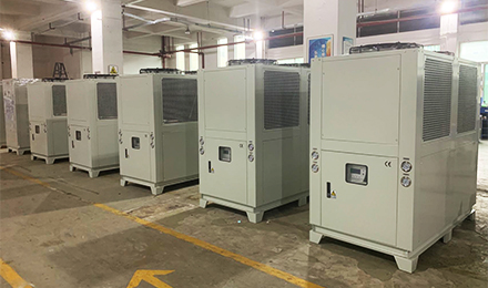 不會選冷水機設備？可以到玖一瞧瞧