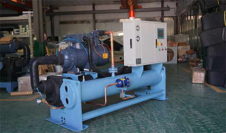 工業(yè)螺桿式冷水機(jī)使用壽命如何延長？