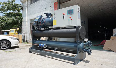 冷水機(jī)壓縮機(jī)出現(xiàn)結(jié)冰現(xiàn)象該如何進(jìn)行解決？